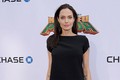 Angelina Jolie vẫn đau đáu vụ ly hôn Brad Pitt