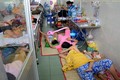TP HCM: Trẻ em nằm ngập sàn bệnh viện vì sốt xuất huyết
