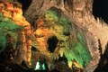 5 hang động gây sửng sốt nhất thế giới