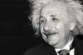 Albert Einstein: “Con người được phú cho vừa đủ trí thông minh”