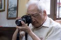“Nhân chứng” trăm tuổi kể về Hà Nội qua ảnh tự chụp