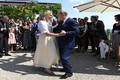 Tổng thống Vladimir Putin khiêu vũ tại đám cưới của ngoại trưởng Áo