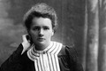 Vén màn bí ẩn bê bối tình ái khó tin của Marie Curie