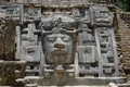 Bí ẩn chiếc mặt nạ khổng lồ của nền văn minh Maya