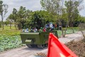Trải nghiệm xe thiết giáp 'xuyên rừng' tránh nóng trong kỳ nghỉ lễ 30/4