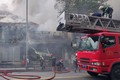 TP HCM: Cửa hàng tranh tại quận 1 bốc cháy dữ dội sau tiếng nổ lớn