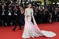 Bóc mẽ "chiêu trò" của Phạm Băng Băng trên thảm đỏ Cannes