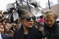 Hốt hoảng với sự biến hóa không ngừng của Lady Gaga