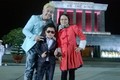 Bắt gặp Psy nhí dự lễ hạ cờ tại Lăng Bác