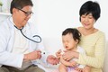 Có phải trẻ tiêm phòng không sốt là thuốc không tác dụng?