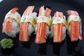 Khám phá món sushi cuộn vàng dành cho giới nhà giàu sang chảnh 