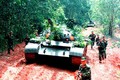 Xem “rùa thép” T-54, Pt-76 Việt Nam huấn luyện chiến đấu