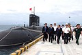 Lãnh đạo Thủ đô thăm tàu ngầm Hà Nội 