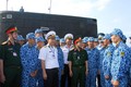 Thượng tướng Đỗ Bá Tỵ thăm tàu ngầm Hà Nội