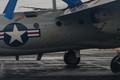 Máy bay Mỹ “nhăn da” khi hạ cánh xuống TSB