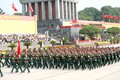 Oai hùng đoàn quân Việt Nam diễu binh trên quảng trường Ba Đình