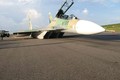 Ảnh: Tiêm kích Su-30MK2 hạ cánh bằng “bụng” ở Uganda