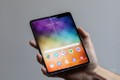 Samsung Galaxy Fold hỏng màn hình: "Sẽ đem về kiểm tra lại"