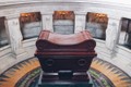 Bên trong lăng mộ hoàng đế Napoleon có gì đặc biệt? 