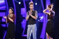Hotboy Vietnam's Idol đốt nóng sân khấu với rock