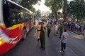 Xe bus đâm liên hoàn ô tô, xe máy trên đường Hà Nội