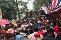Chưa khai hội, hàng nghìn người đã đổ về chùa Hương mùng 5 tết