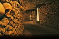 Bí ẩn rợn người về hầm mộ dưới lòng thành phố Paris dài hơn 300km