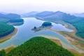 Vẻ đẹp hoang sơ hồ nước Yên Bồng