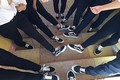 Lớp học mua 38 đôi giày "chất chơi" làm đồng phục siêu độc