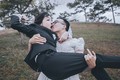 Cặp đôi Lâm Đồng chụp ảnh cưới hoán đổi siêu "dị"