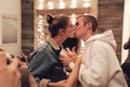 Hailey Baldwin và Justin Bieber hôn nhau say đắm trong tiệc sinh nhật