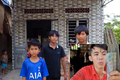 YouTuber "nghèo nhất Việt Nam" tiết lộ xây nhà cho các thành viên