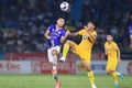 SLNA tự thua, CLB Hà Nội xây chắc ngôi đầu V-League 2022