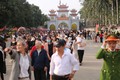 Vạn du khách đổ về Mê Linh trẩy hội đền Hai Bà Trưng