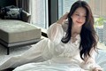 Khoe ảnh "giường chiếu", Lê Bống nhận về vô vàn lời khen từ netizen 