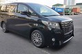 Đập thùng “chuyên cơ mặt đất" Toyota Alphard hơn 4 tỷ tại VN