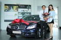 "Soi" Mercedes-Benz E200 giá 2 tỷ của Hoa hậu Kỳ Duyên