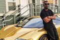 Jamie Foxx khoe Bugatti mạ vàng giá hơn 40 tỷ