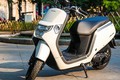 Cận cảnh xe ga Honda Dunk 50cc "thét giá" 69 triệu đồng 