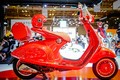 Xe ga Vespa 946 Red "chốt giá" 405 triệu tại Việt Nam