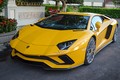 Bộ đôi siêu xe Lamborghini chục tỷ "chạm mặt" tại Sài Gòn