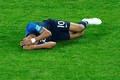 Mbappe tái diễn màn ăn vạ trong chiến thắng của Pháp