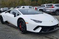 Siêu xe Lamborghini Huracan Performante giá chỉ 1,7 tỷ đồng