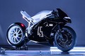 Xe môtô Ducati 916 độ phong cách giày bóng rổ Air Jordan