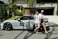 Cường Đô la và Đàm Thu Trang đọ dáng Porsche 911 Sport Classic gần 20 tỷ