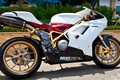 Ducati mạ vàng 24K đẹp long lanh đầu tiên ở Việt Nam