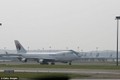 Máy bay Malaysia Airlines hạ cánh khẩn cấp vì khách chuyển dạ