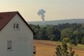 Chiến đấu cơ Mỹ bốc cháy dữ dội giữa rừng ở Đức