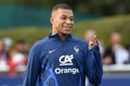 Mbappe thắng thế trong vụ tranh chấp trên tuyển Pháp