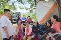 Lâm Đồng: Người dân chặn xe chở cám vào trại nuôi 8.300 con heo vì ô nhiễm
